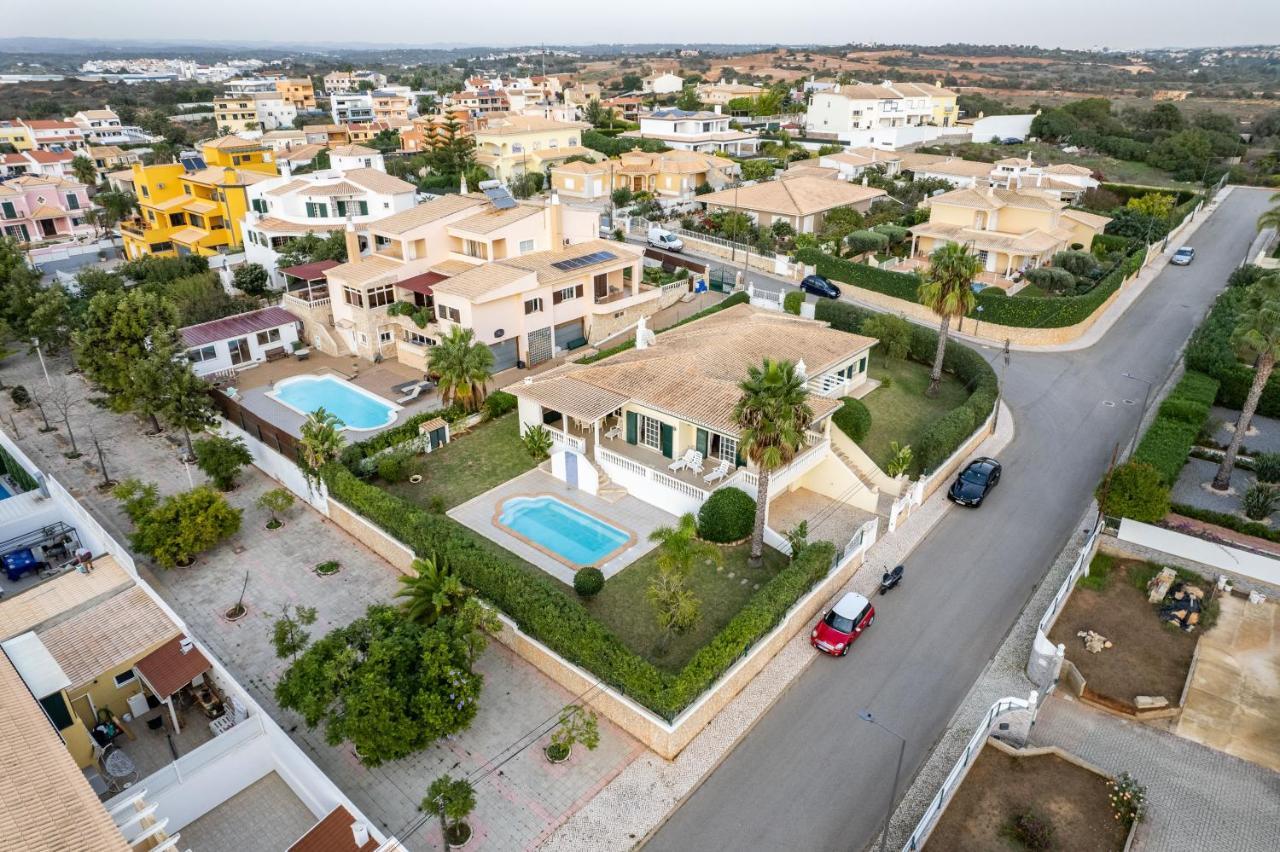 A Tipica Casa De Ferias Villa Parchal Eksteriør billede