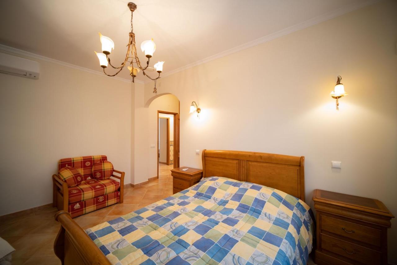 A Tipica Casa De Ferias Villa Parchal Eksteriør billede